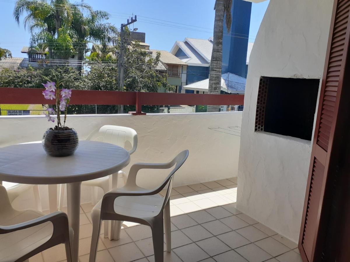 Residencial Hostal Blanco ฟลอเรียนอโปลิส ภายนอก รูปภาพ